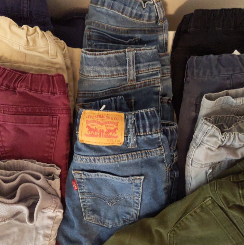 43 piece boys 5t clothes bundle